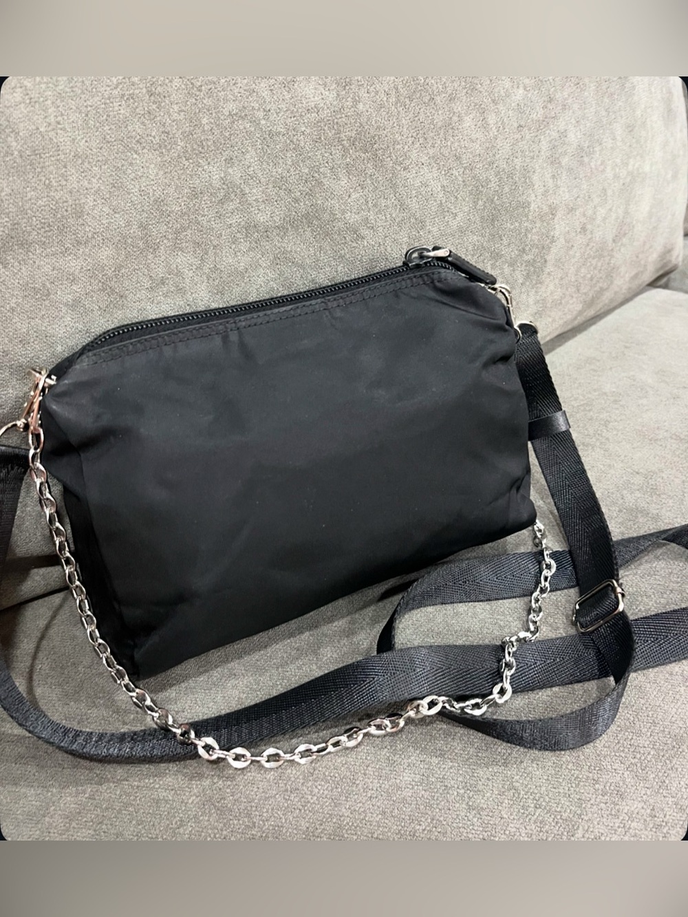 Prada bag - Picture 5 of 16